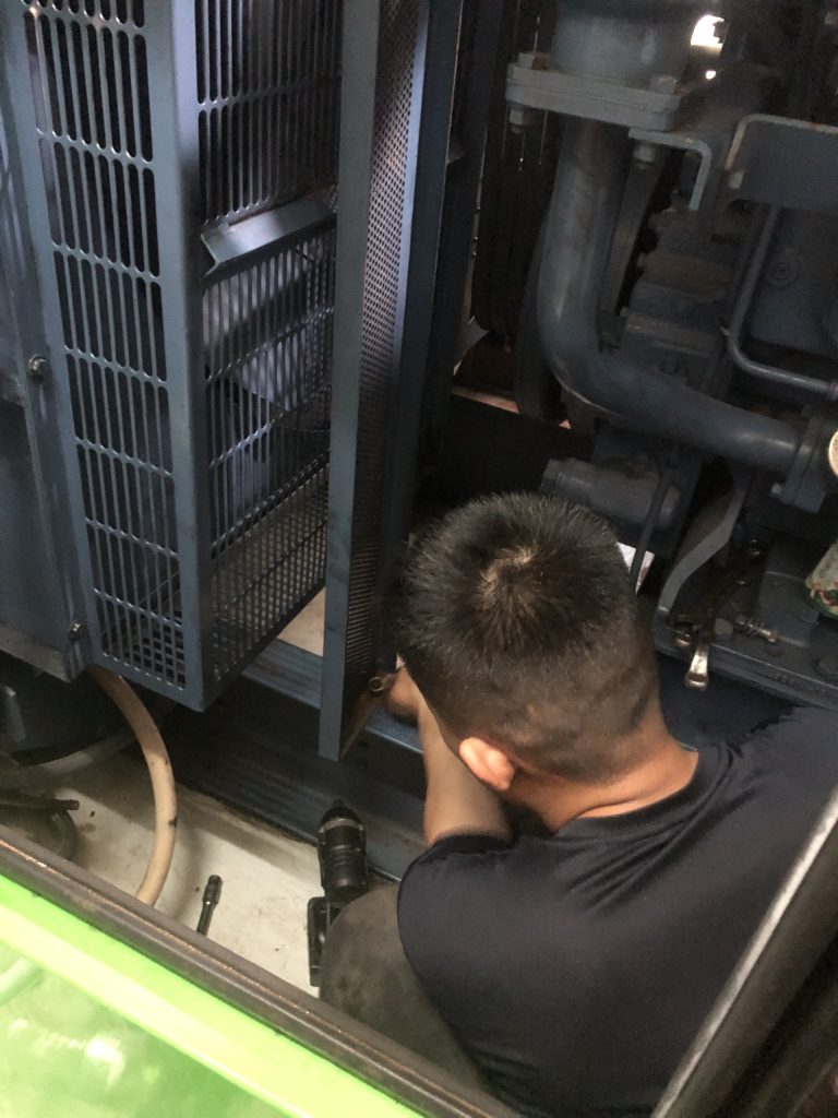 Cty Hưng Thịnh Phát chuyên sửa chữa máy phát điện trên HCM và các tỉnh lân cận. Đội ngủ kỹ sư chuyên nghiệp. ... Cty Hưng Thịnh Phát chuyên sửa chữa máy phát điện trên HCM và các tỉnh lân cận. Đội ngủ kỹ sư chuyên nghiệp. LH:0901 438 123 - …