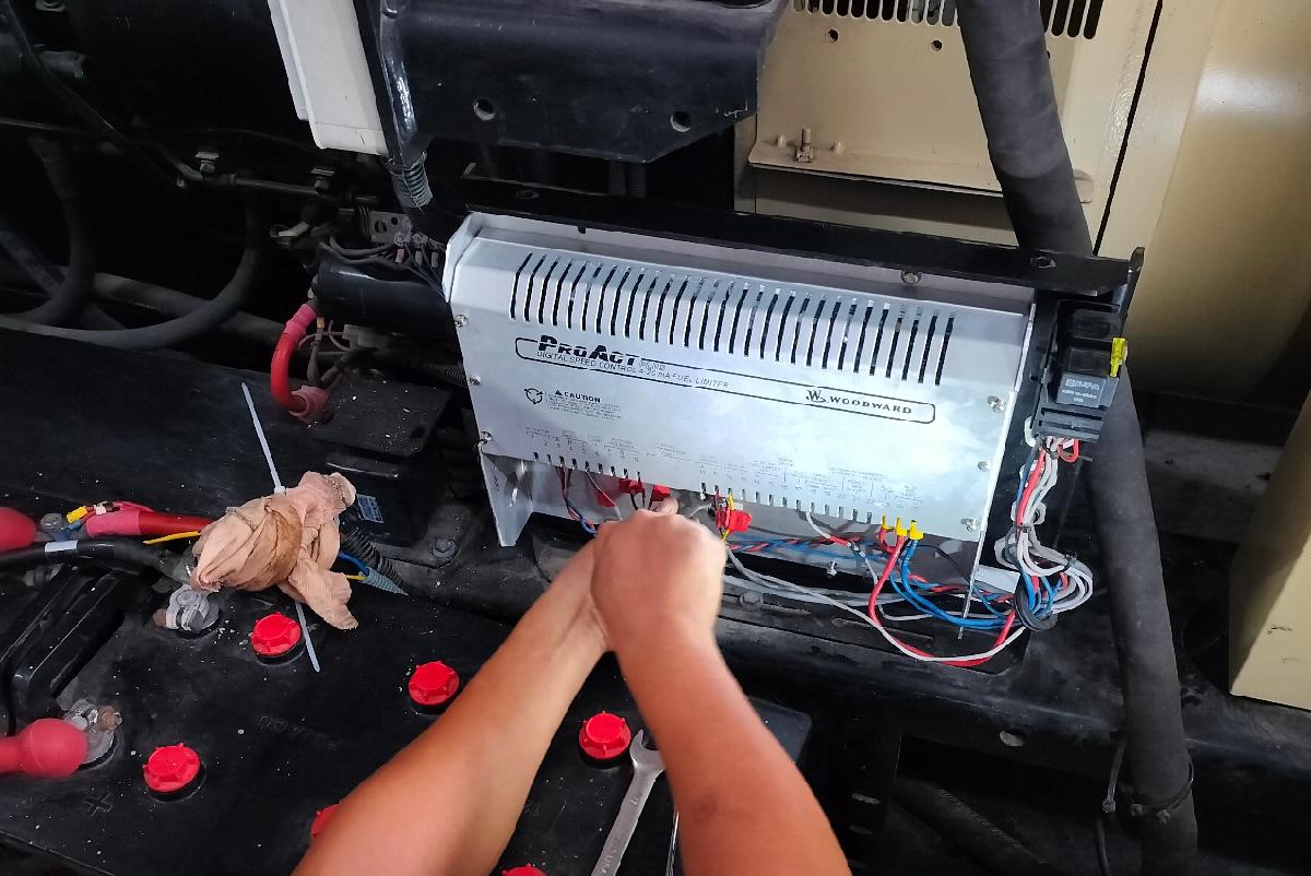 Lắp Đặt Bo Điều Tốc ProAct Woodward Cho Máy Phát Điện Kohler Lắp Đặt Bo Điều Tốc ProAct Woodward Cho Máy Phát Điện Kohler