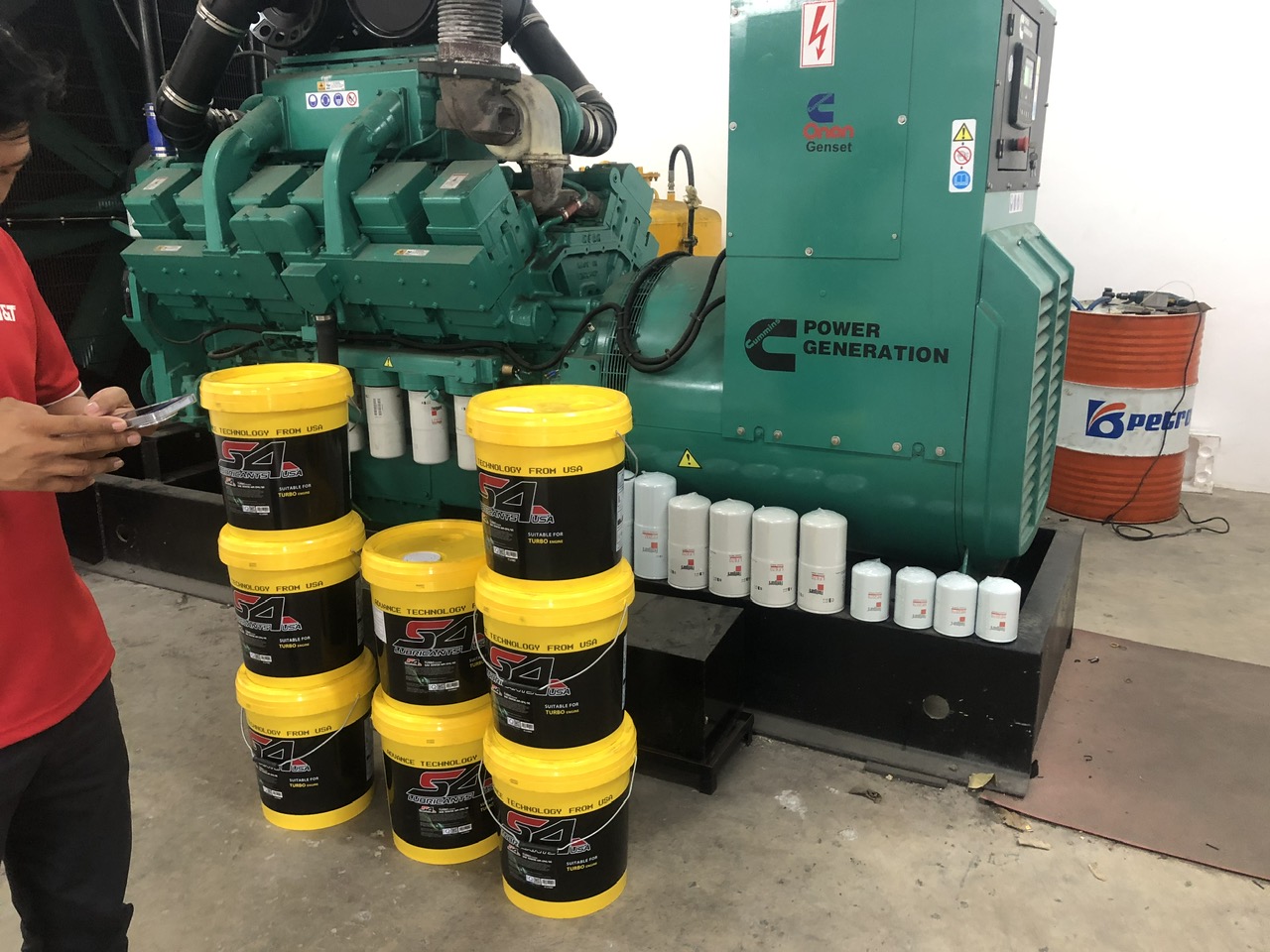 bảo dưỡng tổ máy phát điện Cummins diesel